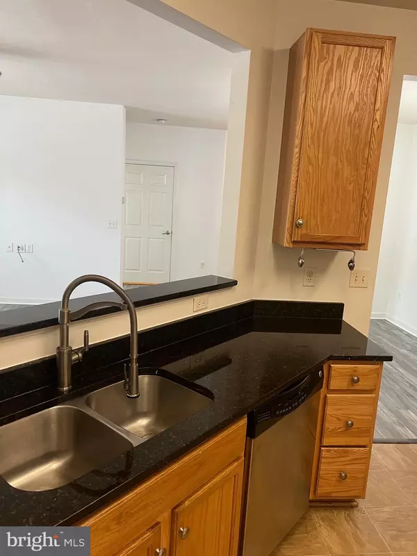 Baltimore, MD 21229,5301 WYNDHOLME CIR #304