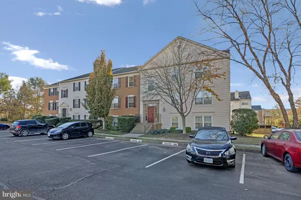 9310 CASPIAN WAY #301, Manassas, VA 20110