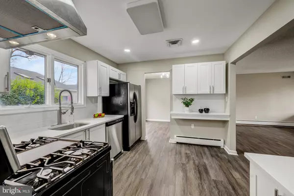 Feasterville Trevose, PA 19053,4255 SOMERTON RD