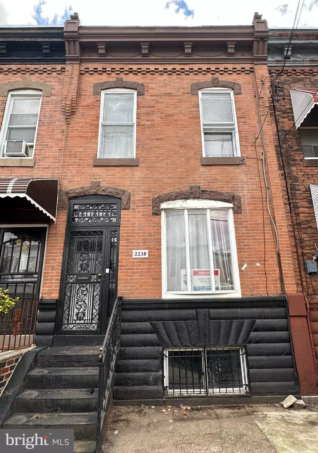 Philadelphia, PA 19145,2236 MOORE ST