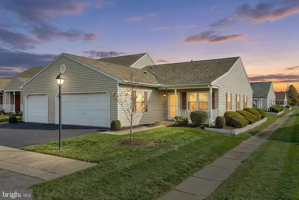 1043 VILLAGE WAY #1043, York, PA 17404