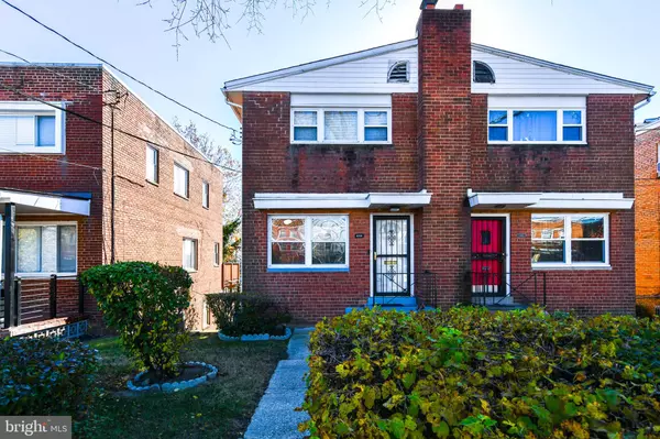 Washington, DC 20011,5320 CHILLUM PL NE