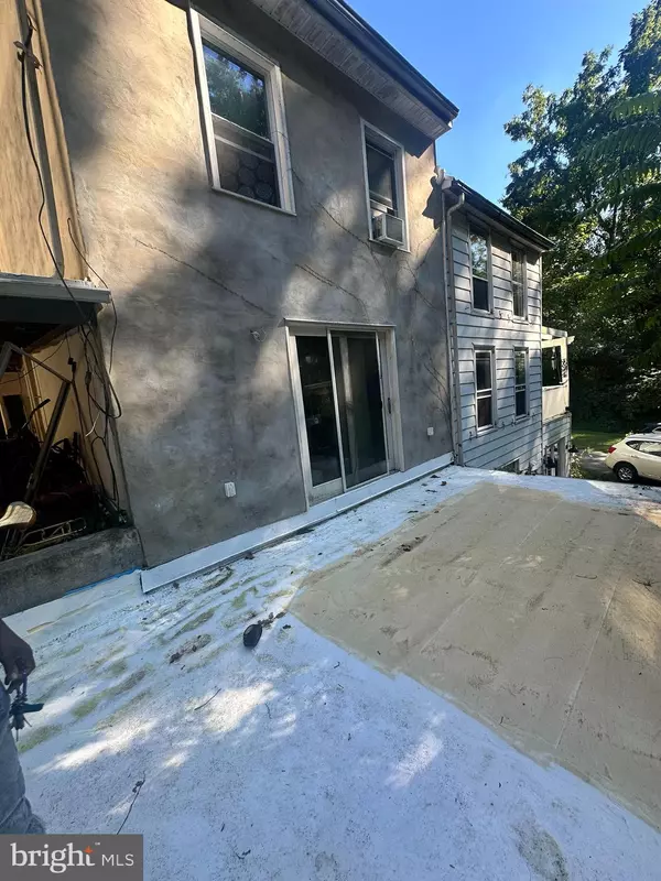 Philadelphia, PA 19128,12 SHAWMONT AVE