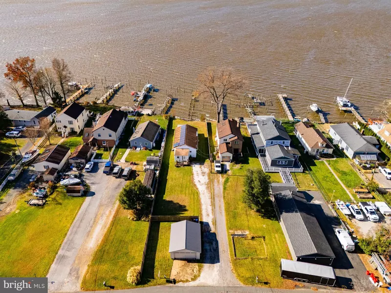 1132 E RIVERSIDE, Essex, MD 21221