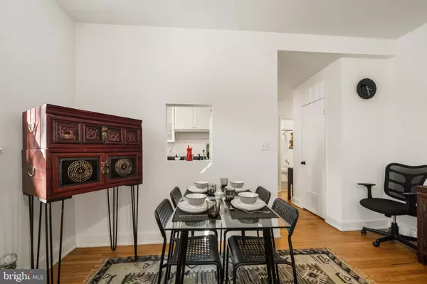 Washington, DC 20002,301 G ST NE #2