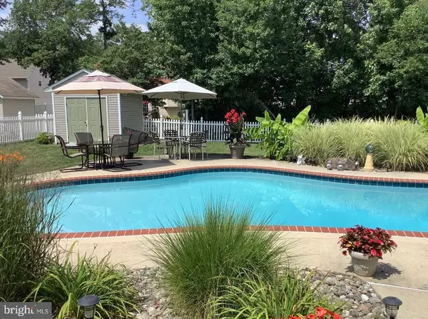 Glen Burnie, MD 21060,706 WILLOW TREE DR