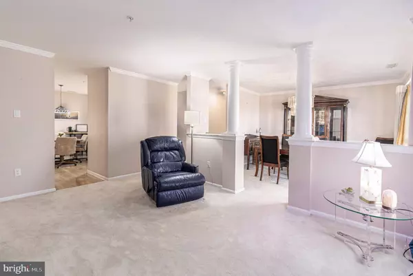 Warwick, PA 18974,1004 JULIAN DR W #W