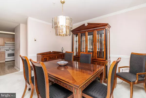 Warwick, PA 18974,1004 JULIAN DR W #W