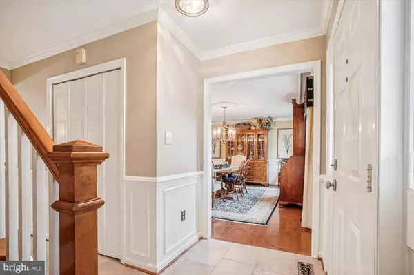 Herndon, VA 20170,12406 SHALLOW FORD CT