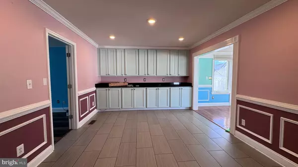 Frederick, MD 21701,417 WHITE OAK PL