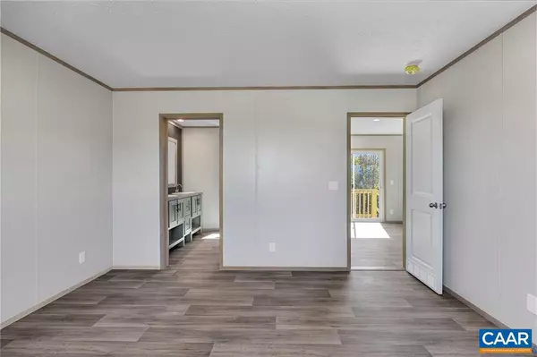 Maidens, VA 23102,1390 MICKIE TOWN RD