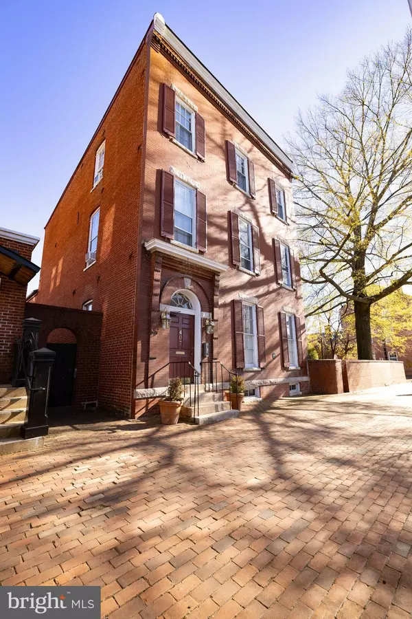 407 N WASHINGTON ST #2, Alexandria, VA 22314