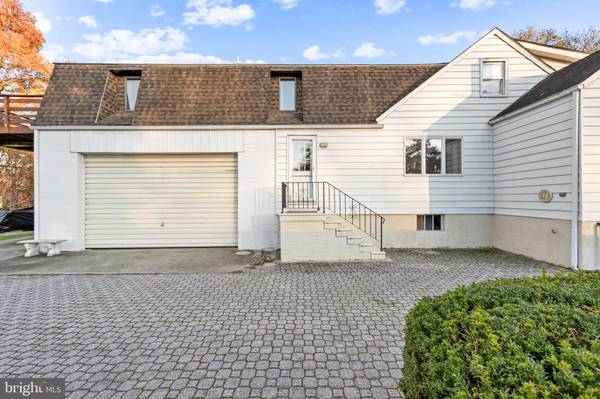 Pennsville, NJ 08070,6 SUNSET AVE