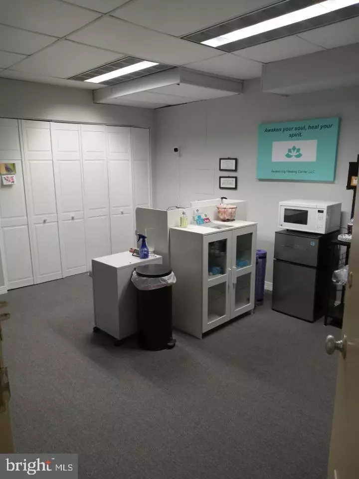 Alexandria, VA 22314,801 N PITT ST #121