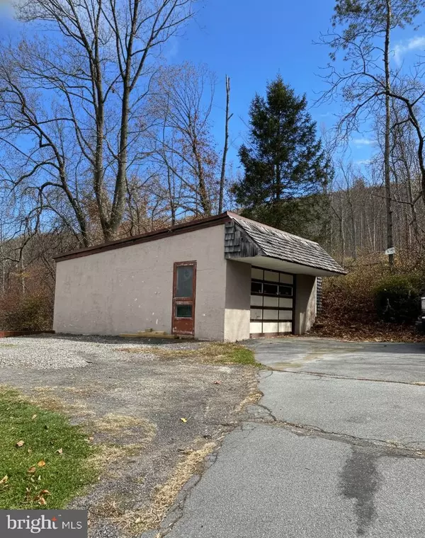 Ashland, PA 17921,1012 FOUNTAIN ST