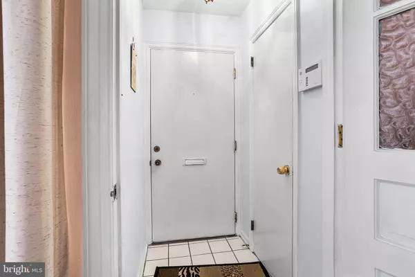 Philadelphia, PA 19148,3107 S 13TH ST