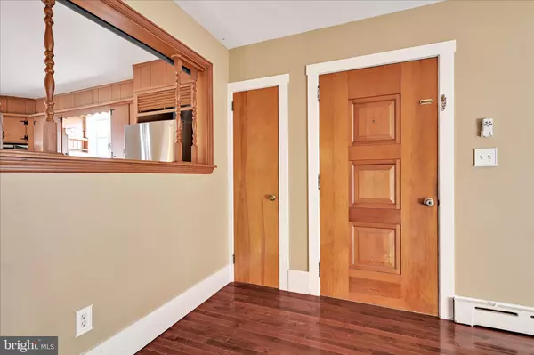 Orwigsburg, PA 17961,229 GROVE ST