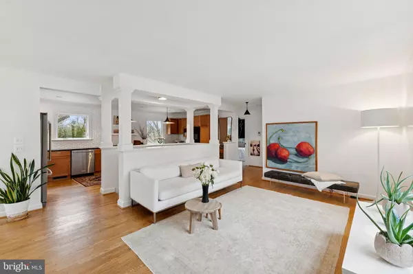 Chevy Chase, MD 20815,2704 ROSS RD