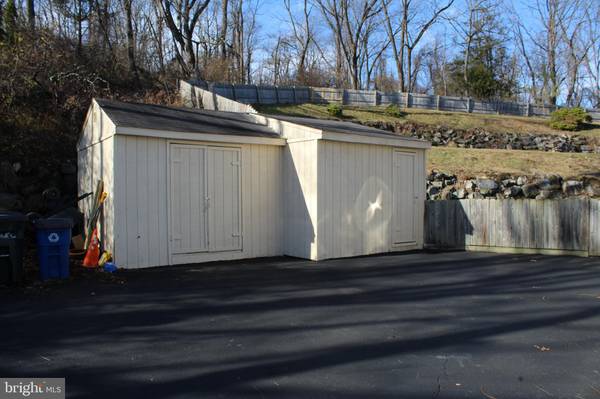 Bangor, PA 18013,95 BENNS HILL RD