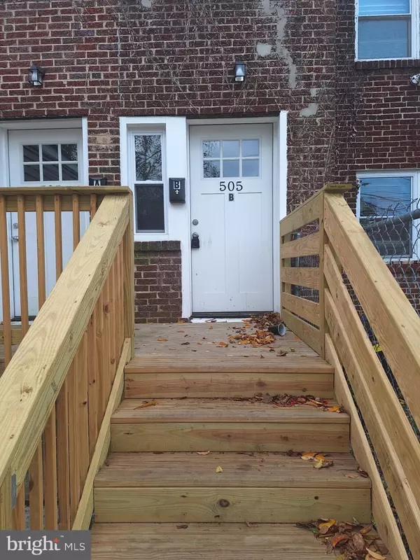 Camden, NJ 08105,505 RAND ST #B