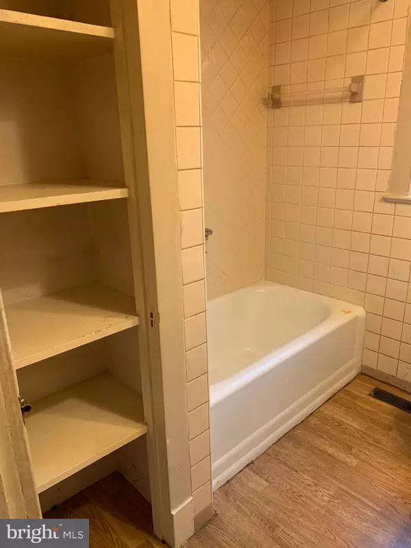 Cambridge, MD 21613,402 OAKLEY ST