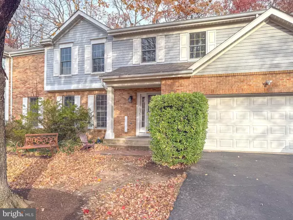 Herndon, VA 20170,510 FAIRFAX LN