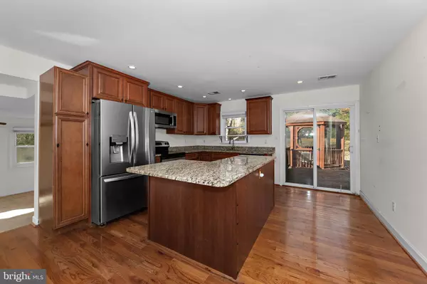 Edgewater, MD 21037,115 VALLEY VIEW AVE