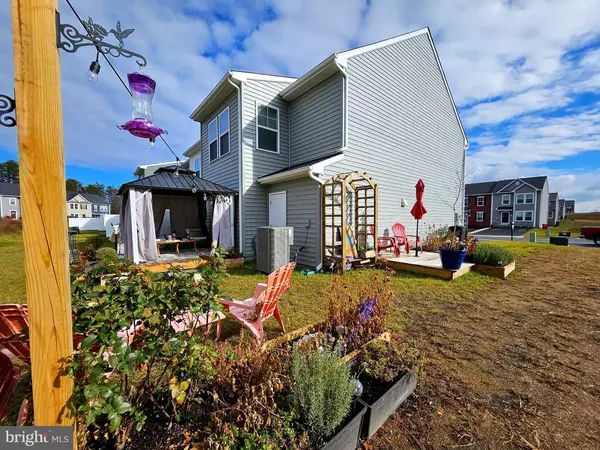 Bunker Hill, WV 25413,44 SCRUB PINE CT