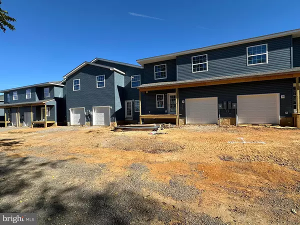 Woodstock, VA 22664,244 PARKSIDE CT