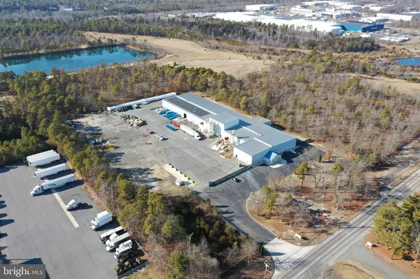 1400 N MILL RD, Vineland, NJ 08360