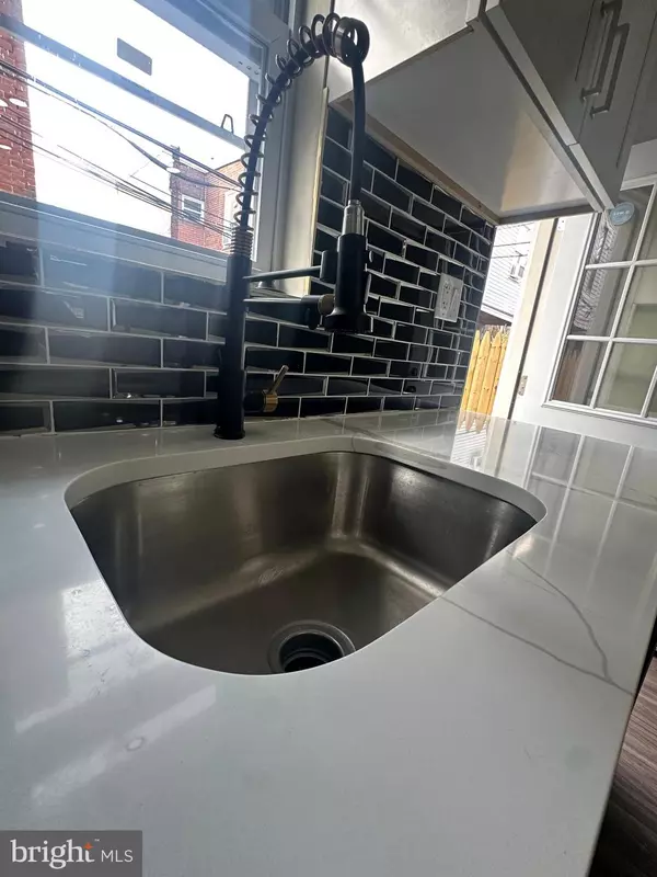 Philadelphia, PA 19148,2428 S BEULAH ST