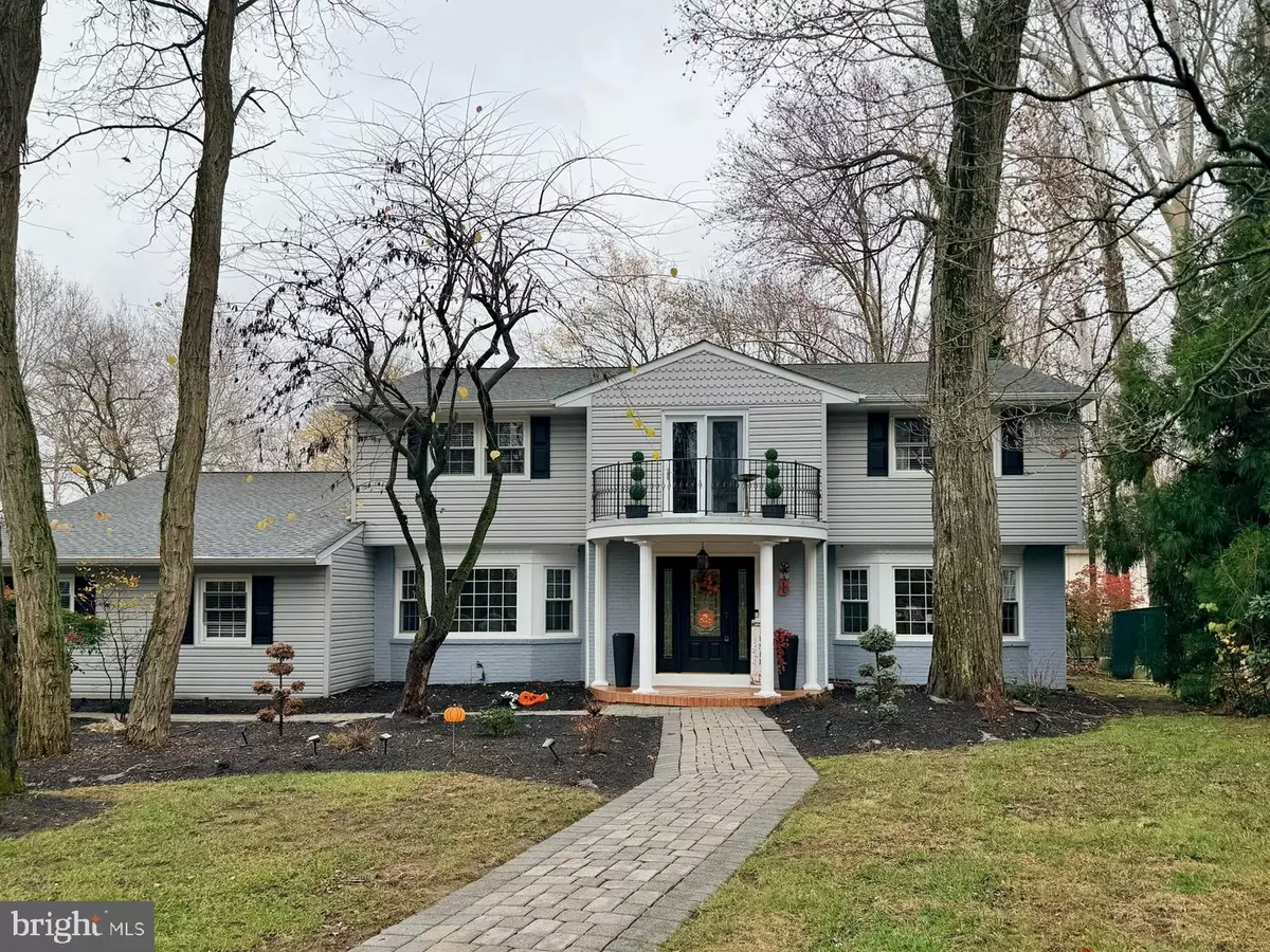 Cherry Hill, NJ 08034,68 CROOKED LN