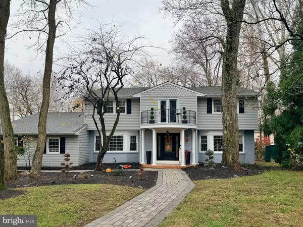 68 CROOKED LN, Cherry Hill, NJ 08034