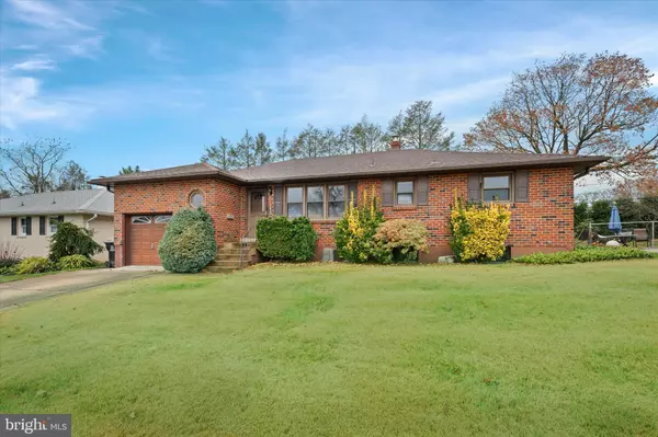 Wilmington, DE 19808,2422 W PARRIS DR