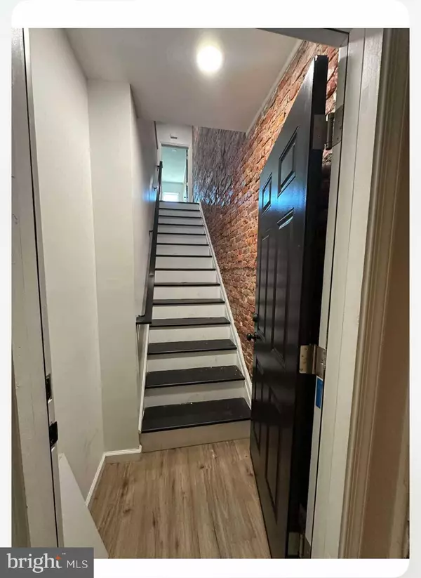 Philadelphia, PA 19131,5320 KERSHAW ST #2ND FL