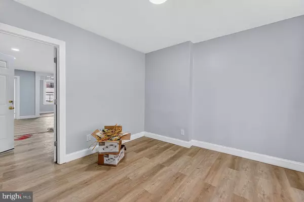 Trenton, NJ 08608,11 N WILLOW ST #1