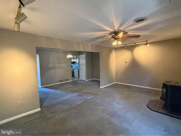 Carlisle, PA 17013,1145 PHEASANT DRIVE N