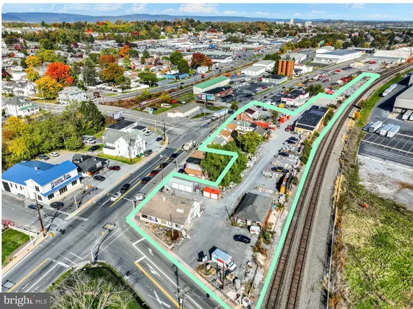 Camp Hill, PA 17011,302 S 18TH ST