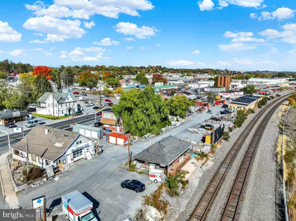 Camp Hill, PA 17011,302 S 18TH ST