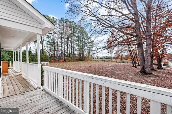 Spotsylvania, VA 22551,9617 THOUSAND OAKS LN