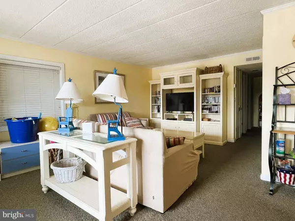 Ocean City, MD 21842,6 55TH ST #205