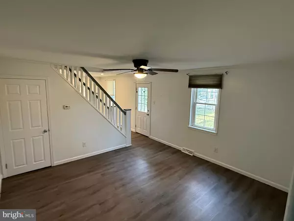 Mount Holly, NJ 08060,51 WHITE ST