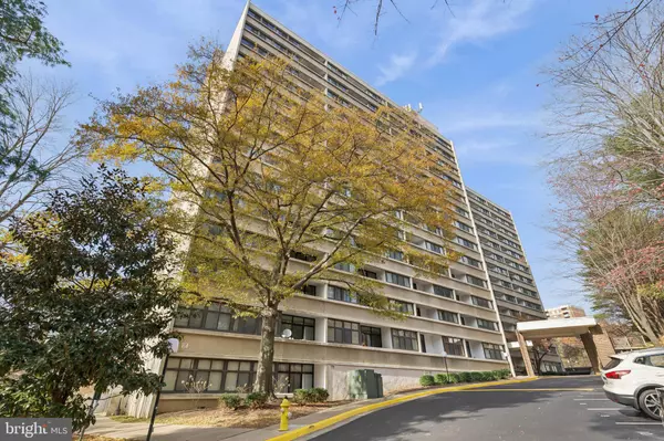 5911 EDSALL RD #801, Alexandria, VA 22304