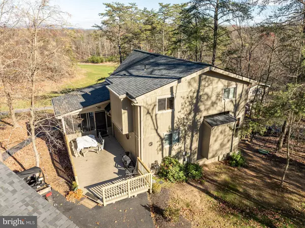 Hedgesville, WV 25427,496 WINTER CAMP TRAIL