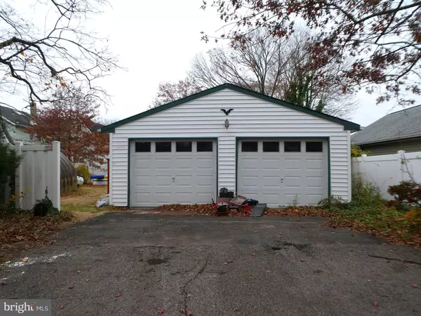 Palmyra, NJ 08065,43 ROWLAND ST