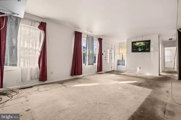 Herndon, VA 20170,418 PATRICK LN