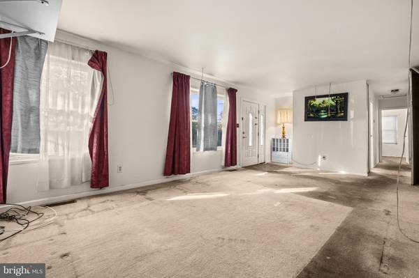 Herndon, VA 20170,418 PATRICK LN