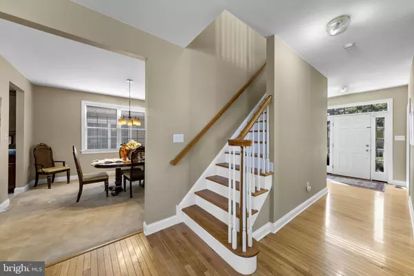 Robbinsville, NJ 08691,117 GEORGE ST