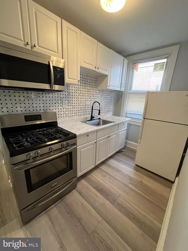 Philadelphia, PA 19124,5235 OXFORD AVE #3R