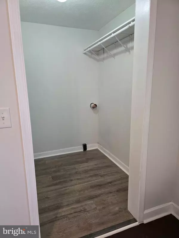 Boonsboro, MD 21713,8213 MAPLEVILLE RD